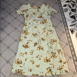 Norton McNaughton Green Floral Midi Dress